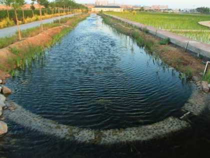 郸城：连通沟渠惠民生 活水长流润沃田野